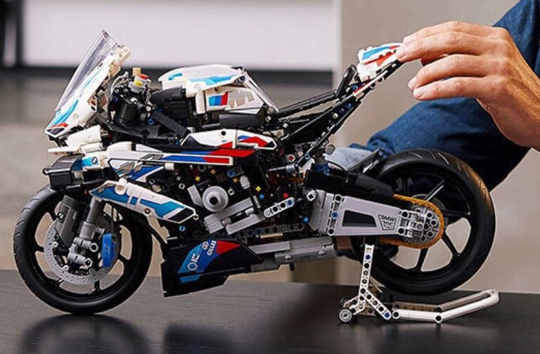 Klocki motocykl BMW M1000 RR 1920-elem Biz-Technic (9)