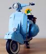 Klocki skuter VESPA 125 Piaggio rzymskie wakacje 1106-klocków kask bukiet Biz-Technic (17)
