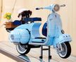 Klocki skuter VESPA 125 Piaggio rzymskie wakacje 1106-klocków kask bukiet Biz-Technic (20)
