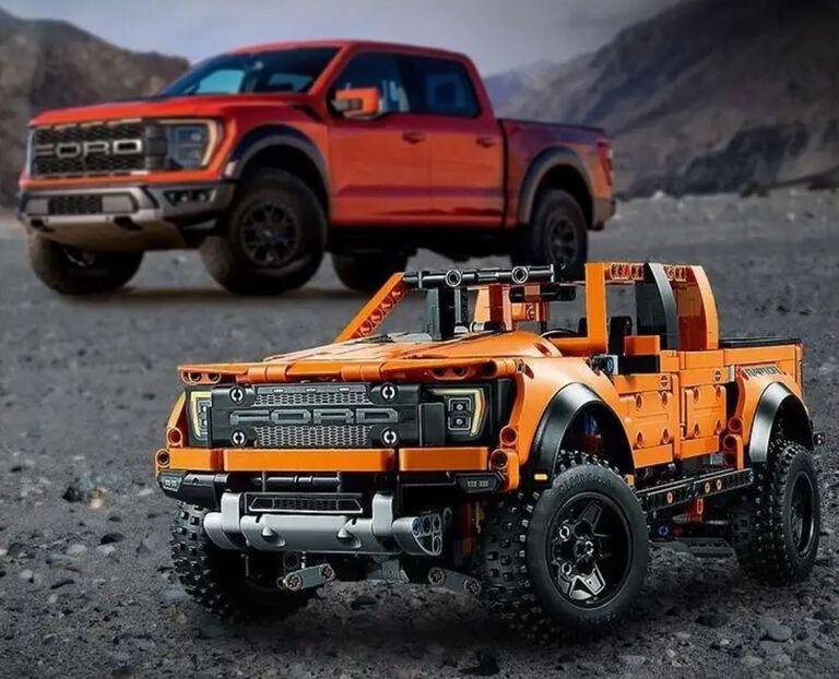 Klocki FORD F-150 RAPTOR V6 pickup 1379-klocków 42cm BIZ-TECHNIC (2)