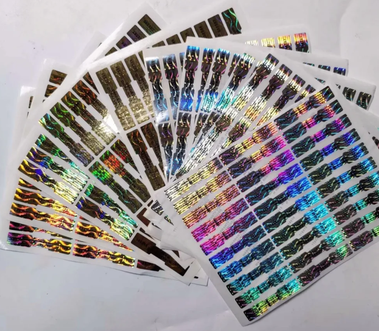 Plomby gwarancyjne z numerem seryjnym stickery 495 szt. 50x10mm holograficzne złote samoprzylepne naklejki (3)