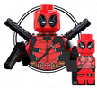 Klocki figurka ludzik DEADPOOL i MINI Deadpool 2-główki miecze pistolety podstawka (3)